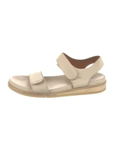 Pre-owned Coclico Leather Sandals In Neutrals