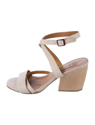 Pre-owned Coclico Leather Sandals In Neutrals