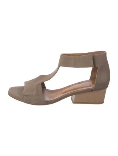 Pre-owned Coclico Nubuck T-strap Sandals In Neutral