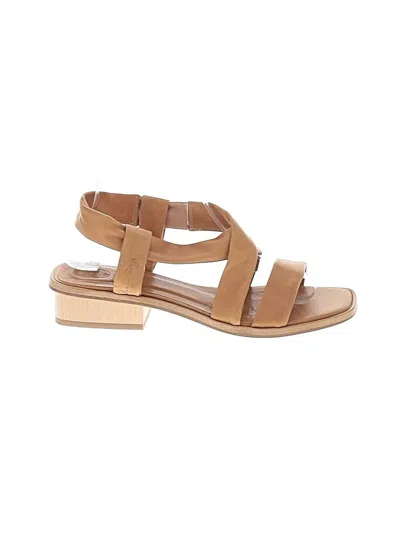 Pre-owned Coclico Sandals In Tan