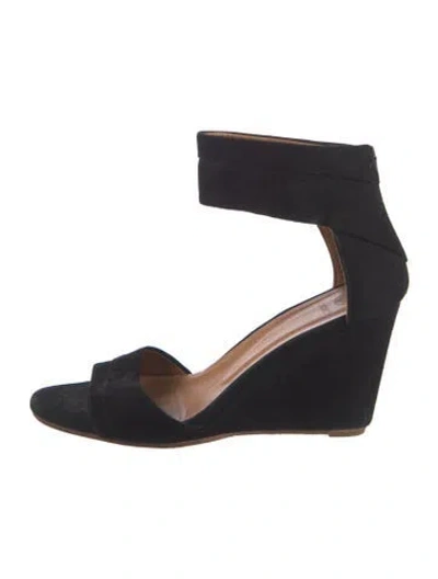 Pre-owned Coclico Suede Sandals In Black