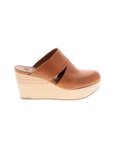 Pre-owned Coclico Wedges In Brown