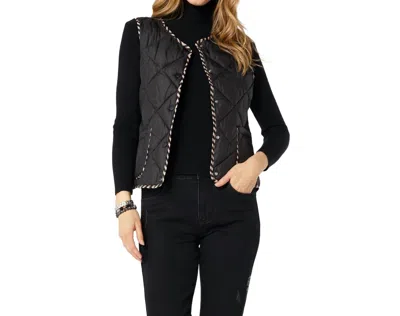 Coco + Carmen Braylin Reversible Quilted Vest In Black