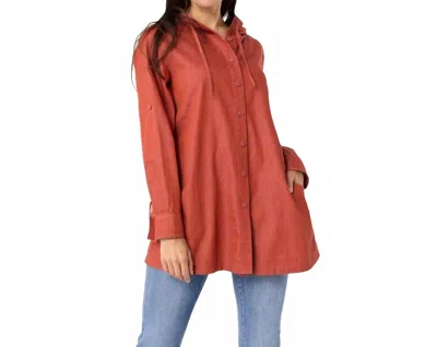 Coco + Carmen Maddie Hooded Tunic Top In Rust In Red