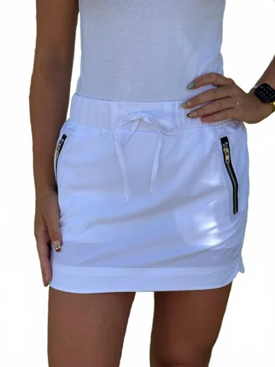 Coco + Carmen Norah Skort With Zipper Pocket In White In Brown