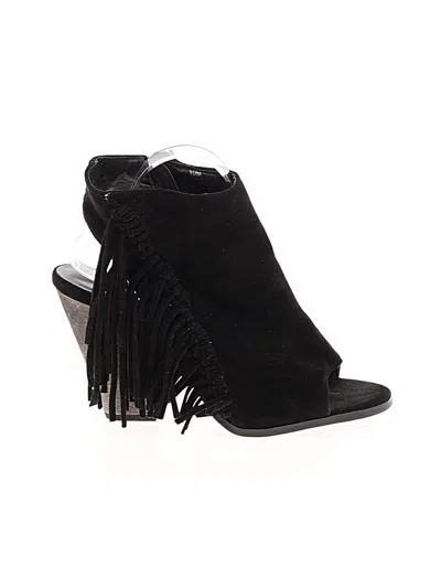 Pre-owned Coconuts By Matisse Ankle Boots In Black