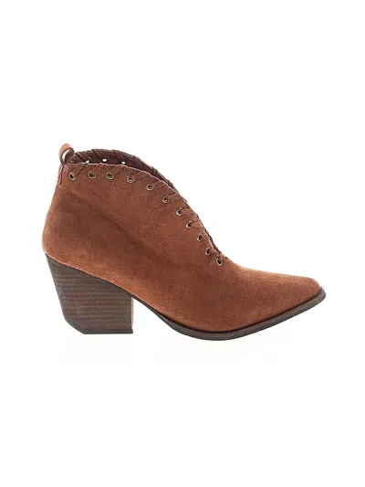 Pre-owned Coconuts By Matisse Ankle Boots In Brown