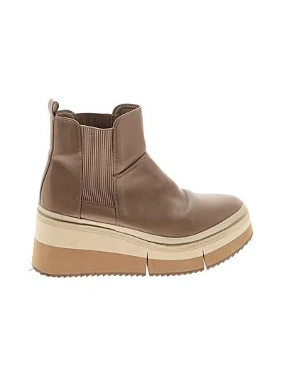 Pre-owned Coconuts By Matisse Ankle Boots In Tan
