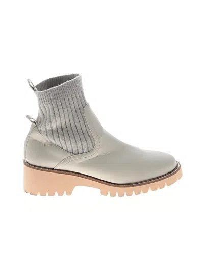 Pre-owned Coconuts By Matisse Ankle Boots In White