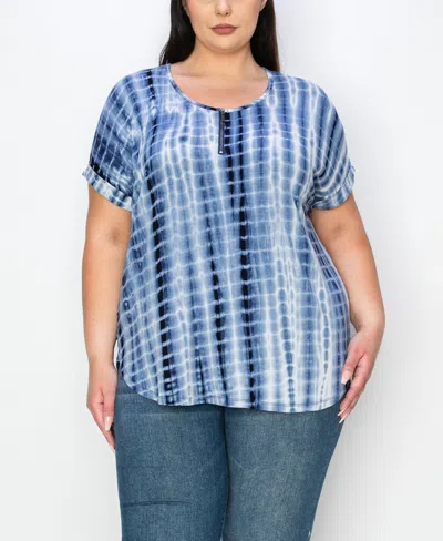 Coin 1804 Plus Tie Dye Zip Front Roll Short Sleeve Top In Blue Bamboo