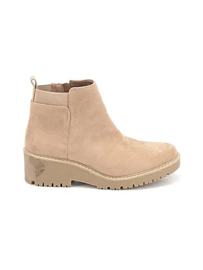 Pre-owned Cole Haan Ankle Boots In Tan