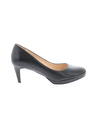 Pre-owned Cole Haan Heels In Black