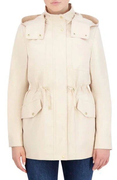 Cole Haan Short Rain Jacket In Eggshell