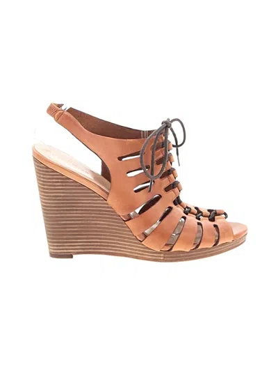 Pre-owned Cole Haan Wedges In Tan