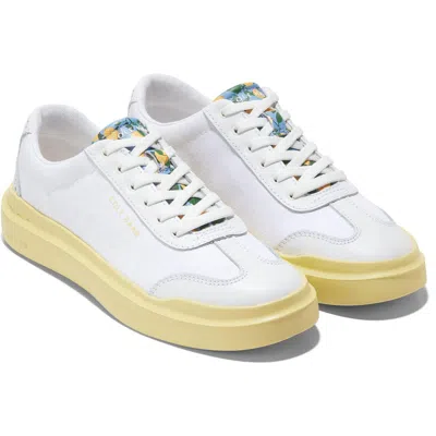 Cole Haan Womens Lifestyle Low-top Casual And Fashion Sneakers In White
