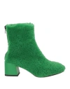 Collection Privèe Collection Privēe? Woman Ankle Boots Green Size 9 Ovine Leather In Green
