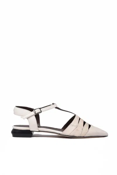 Collection Privèe Chanel Shoes - White