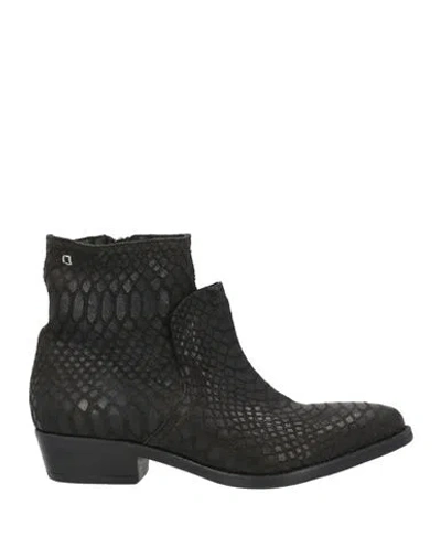 Collection Privèe Collection Privēe? Woman Ankle Boots Black Size 7 Leather