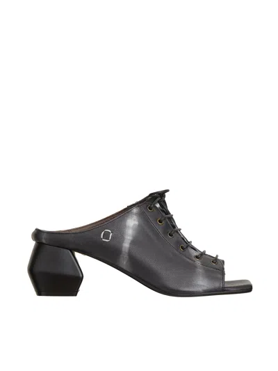 Collection Privèe Collection Privee Leather Ballerina In Gray