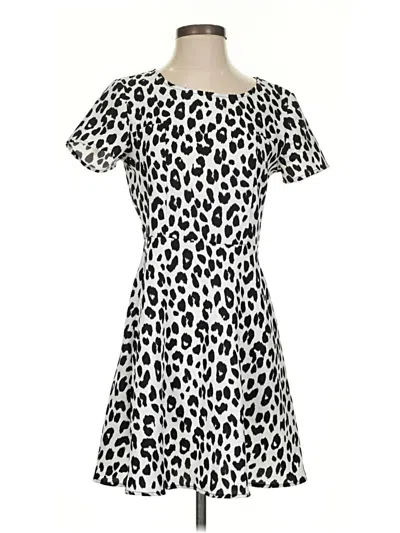 Pre-owned Collective Concepts Casual Dress In White