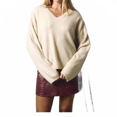 Colorush Aloha Palm V-neck Sweater In Oat Palm In White