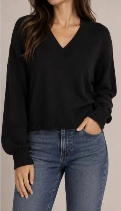 Colorush Csc Buddy V Sweater In Black