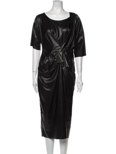 Pre-owned Colovos Scoop Neck Midi Length Dress In Black