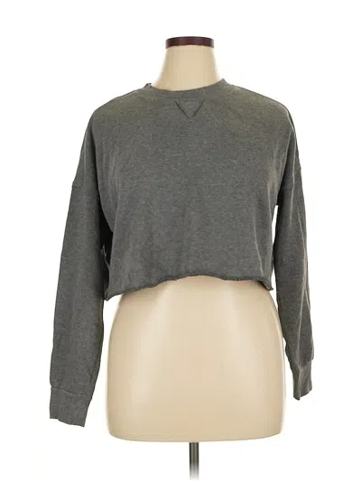 Pre-owned Colsie Long Sleeve Top Gray Crew Neck Tops