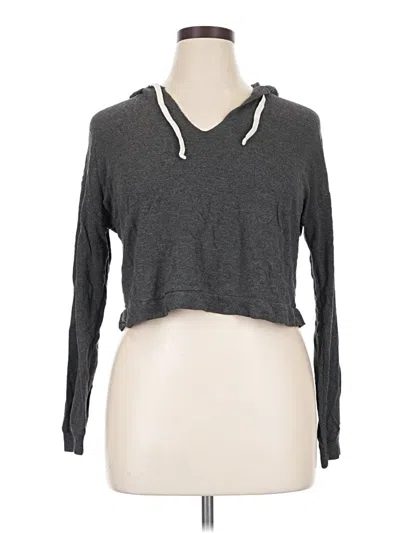 Pre-owned Colsie Long Sleeve T-shirt In Gray