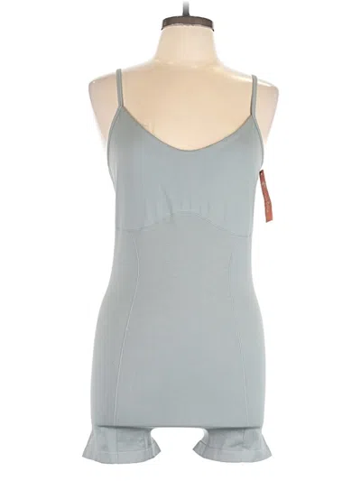 Pre-owned Colsie Romper In Gray