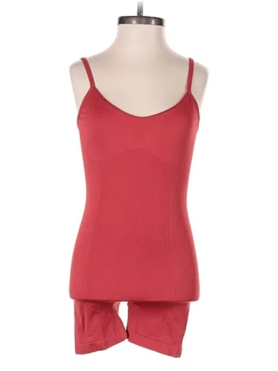 Pre-owned Colsie Romper In Red