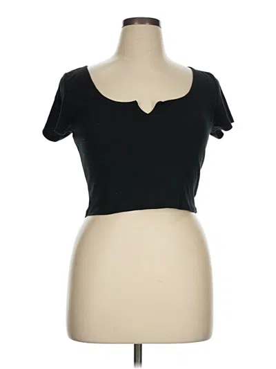 Pre-owned Colsie Short Sleeve T-shirt In Black
