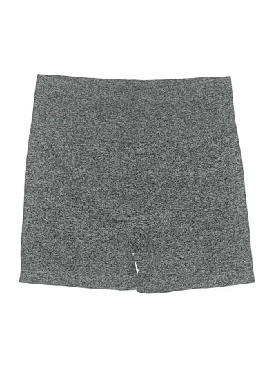 Pre-owned Colsie Shorts In Gray