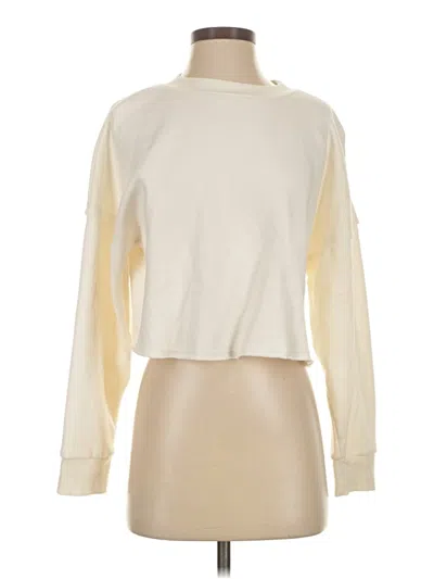 Pre-owned Colsie Sweatshirt In Ivory