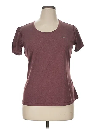Pre-owned Columbia Active T-shirt In Burgundy