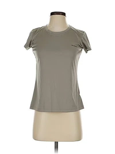Pre-owned Columbia Active T-shirt In Gray