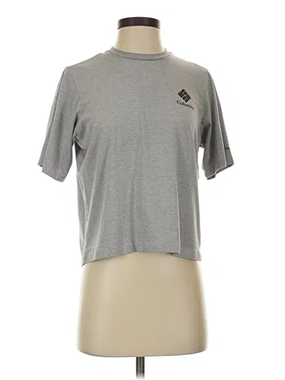 Pre-owned Columbia Active T-shirt In Gray