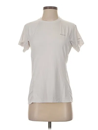 Pre-owned Columbia Active T-shirt In Ivory