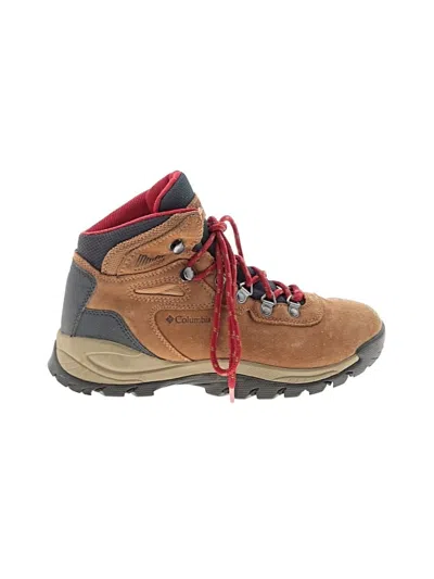 Pre-owned Columbia Ankle Boots In Brown