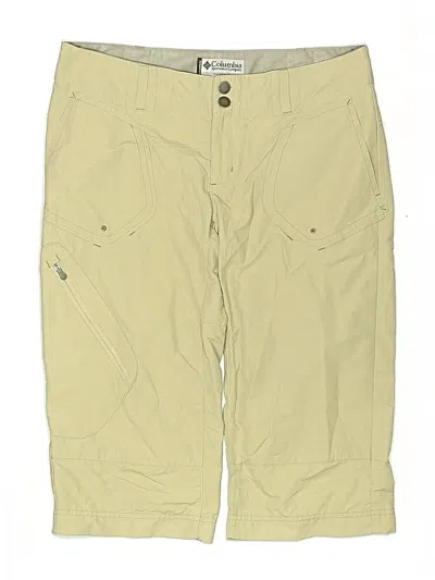 Pre-owned Columbia Cargo Shorts In Green