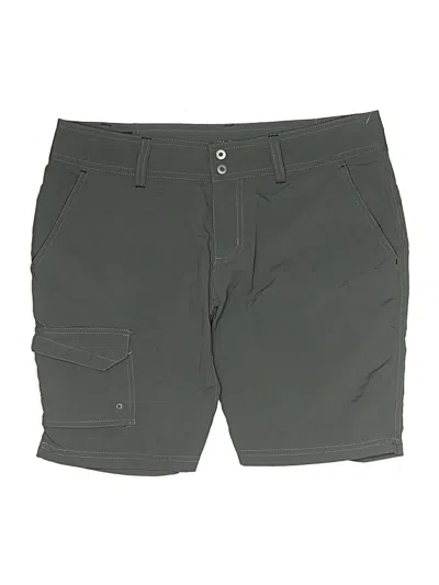 Pre-owned Columbia Cargo Shorts In Green