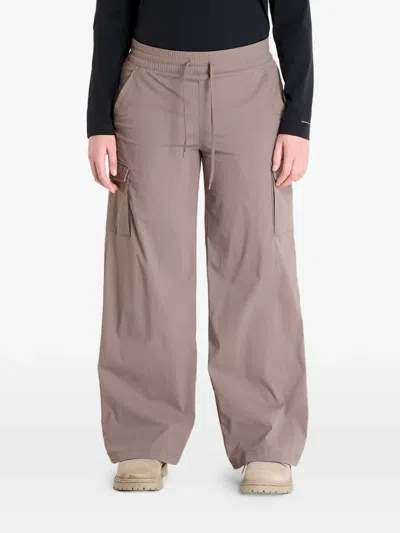Columbia Cargo-pocket Trousers In Neutral