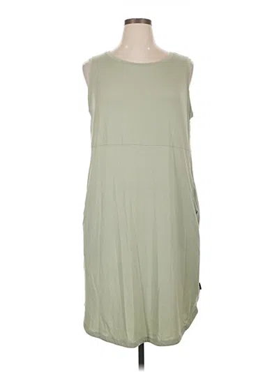 Pre-owned Columbia Casual Dress In Green