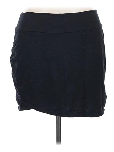 Pre-owned Columbia Casual Skirt In Black
