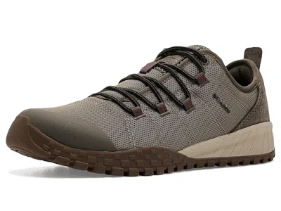 Columbia Fairbanks Low Men's Climbing Shoes Wet Sand/mud: 8.5 D - Medium In Taupe
