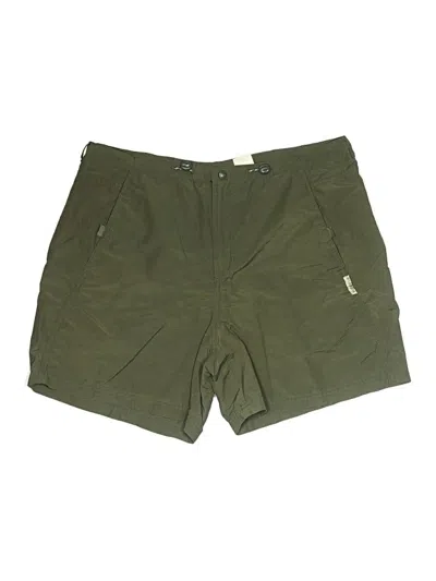 Pre-owned Columbia Khaki Shorts In Green