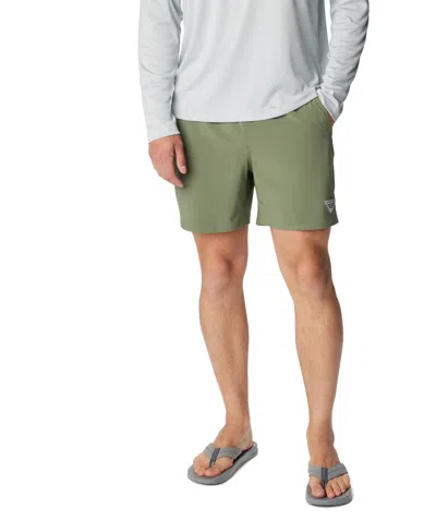 Columbia Men's Terminal Roamer Stretch Shorts In Green