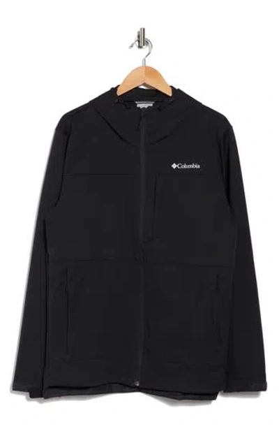 Columbia Mesa Hooded Soft Shell Jacket In Black