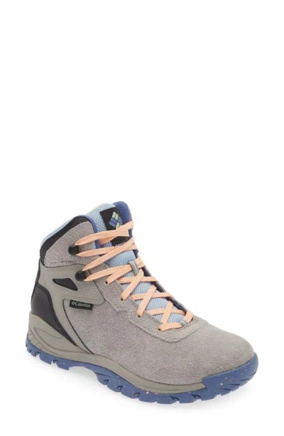 Columbia Newton Ridge Bc Hiking Boot In Titanium/ Sage Leaf