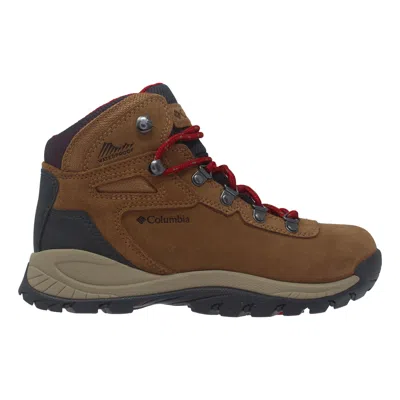 Columbia Newton Ridge Plus Waterfroof Amped Elk/mountain Red Bl4552-286 Women's In Neutral